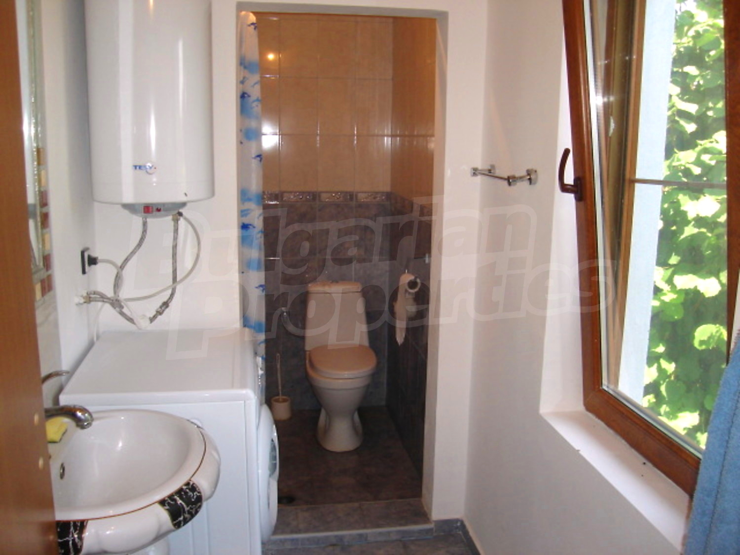 Gallery Picture 15