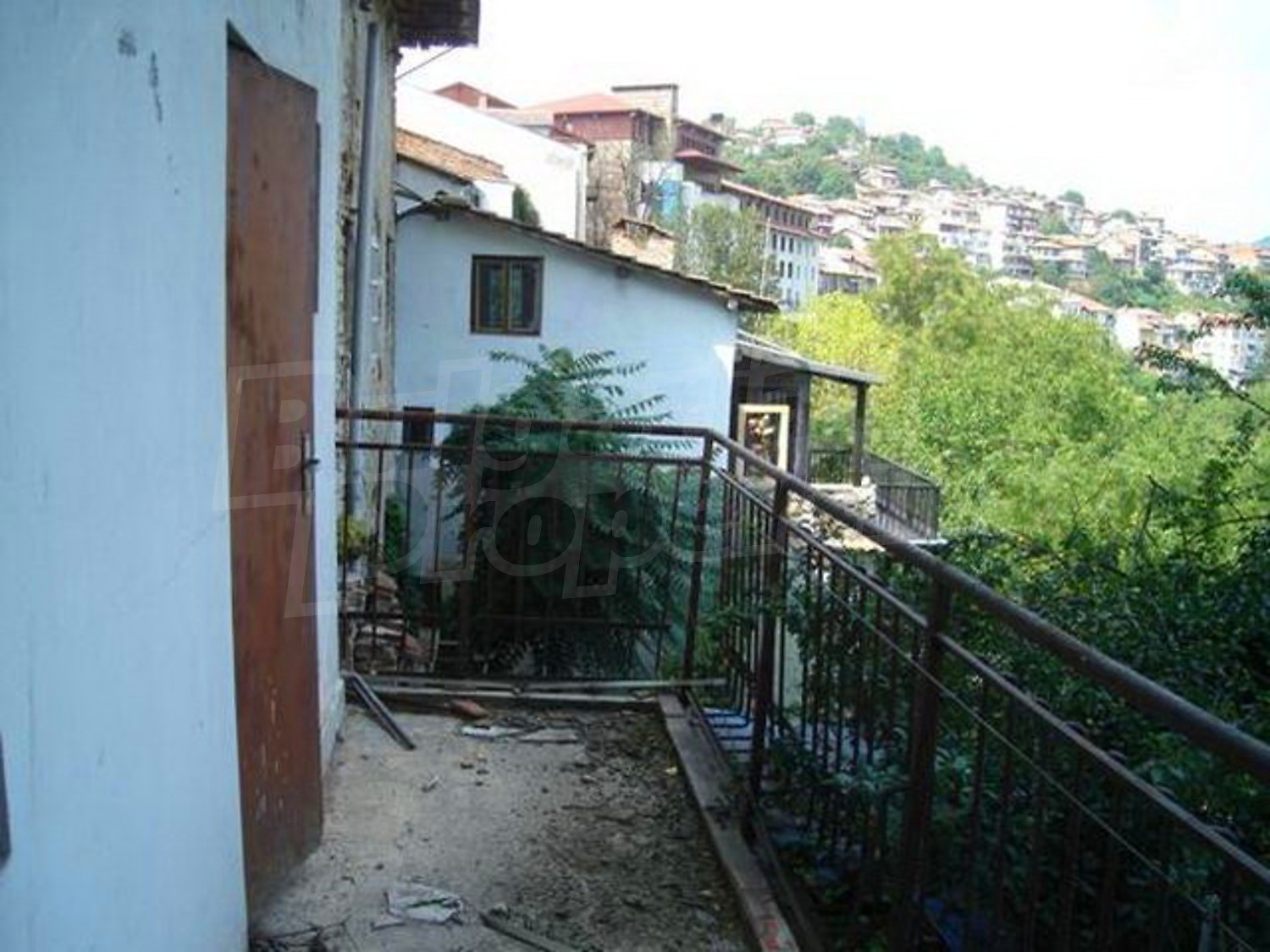 Gallery Picture 9