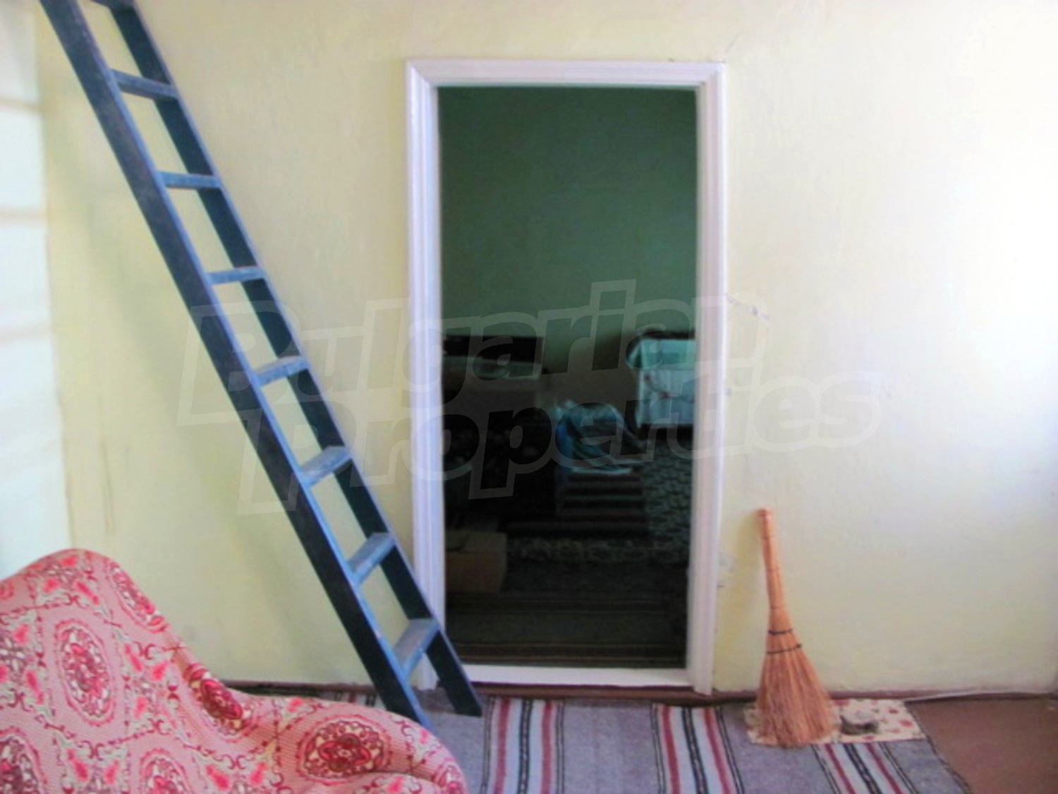 Gallery Picture 15