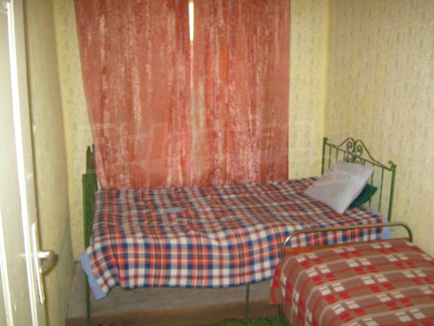 Gallery Picture 13