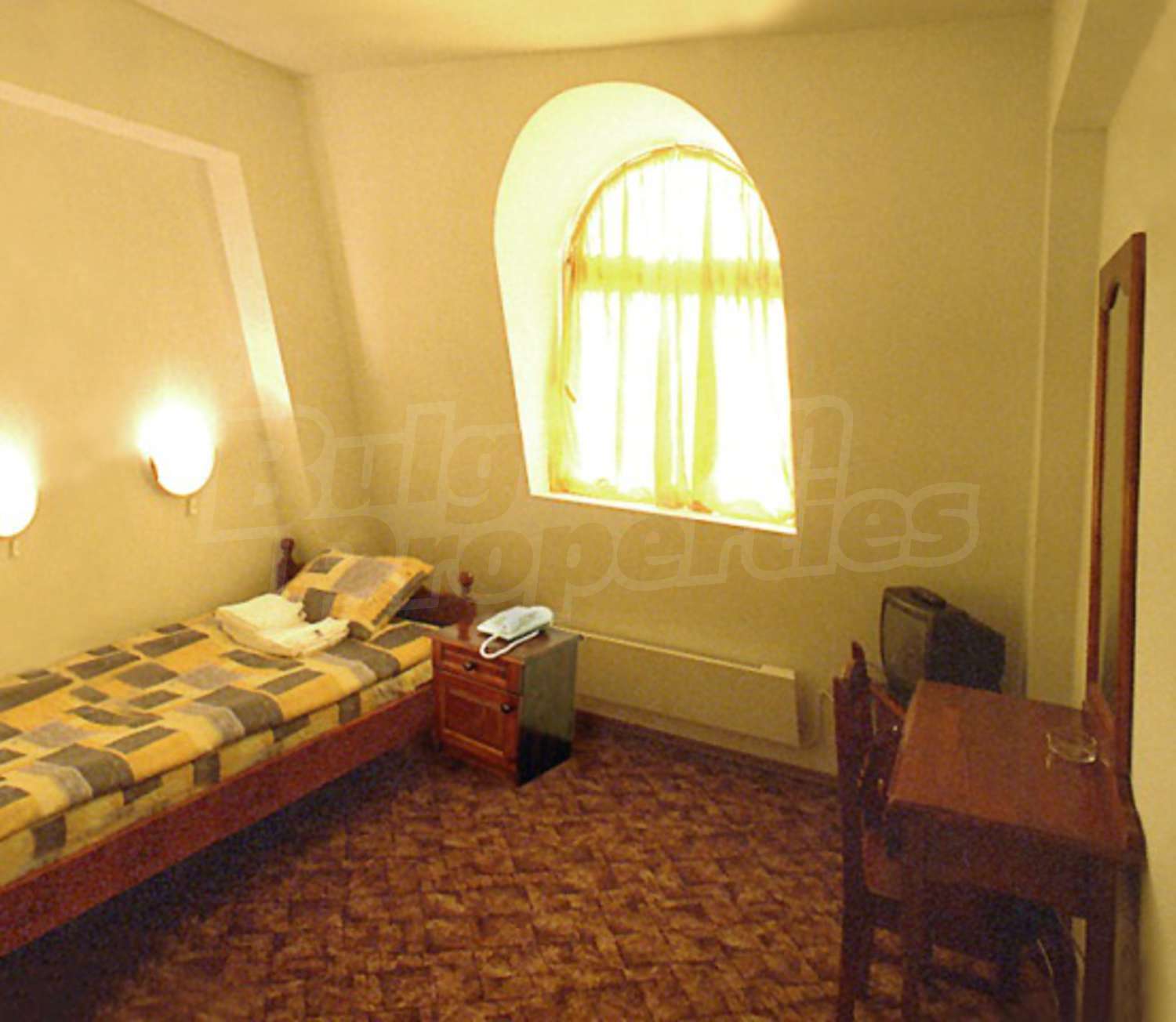 Gallery Picture 4