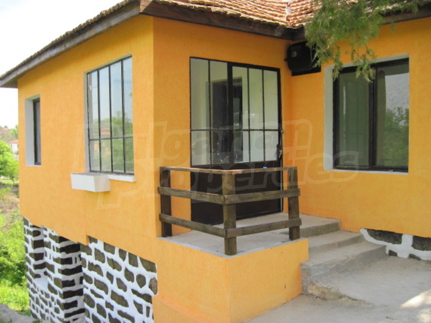 Gallery Picture 5