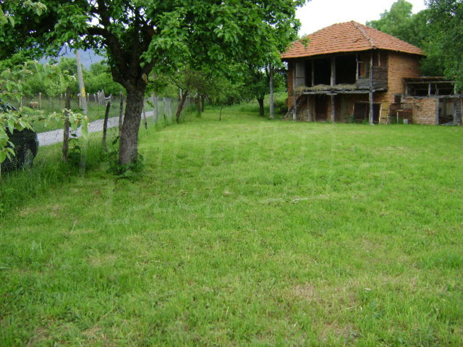 Gallery Picture 3