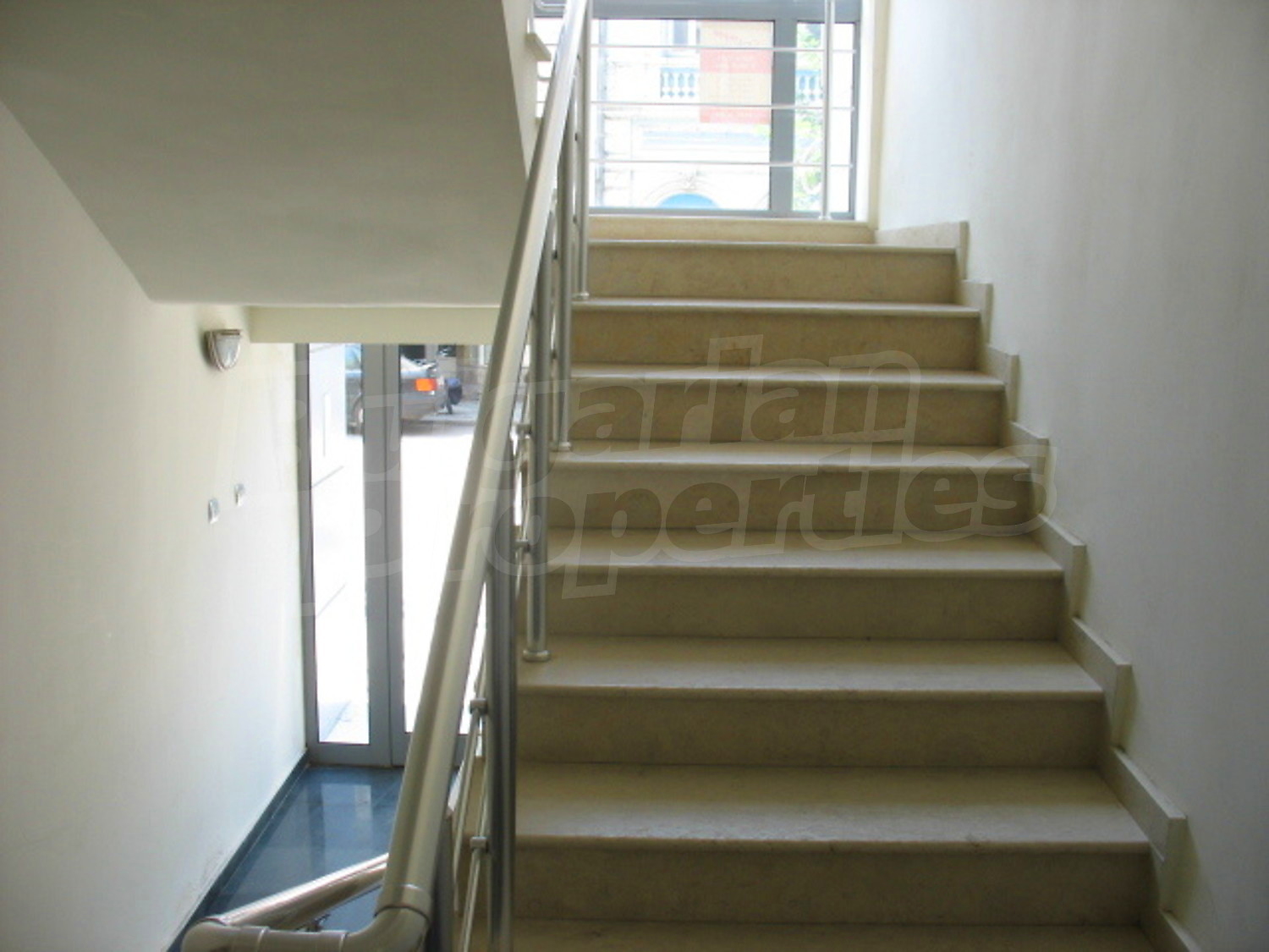 Gallery Picture 3