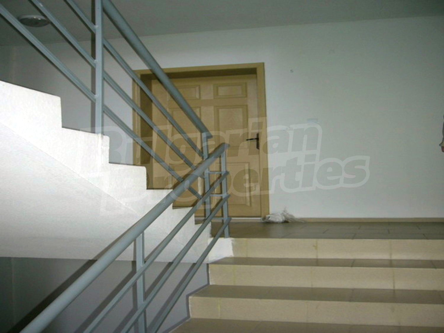 Gallery Picture 9