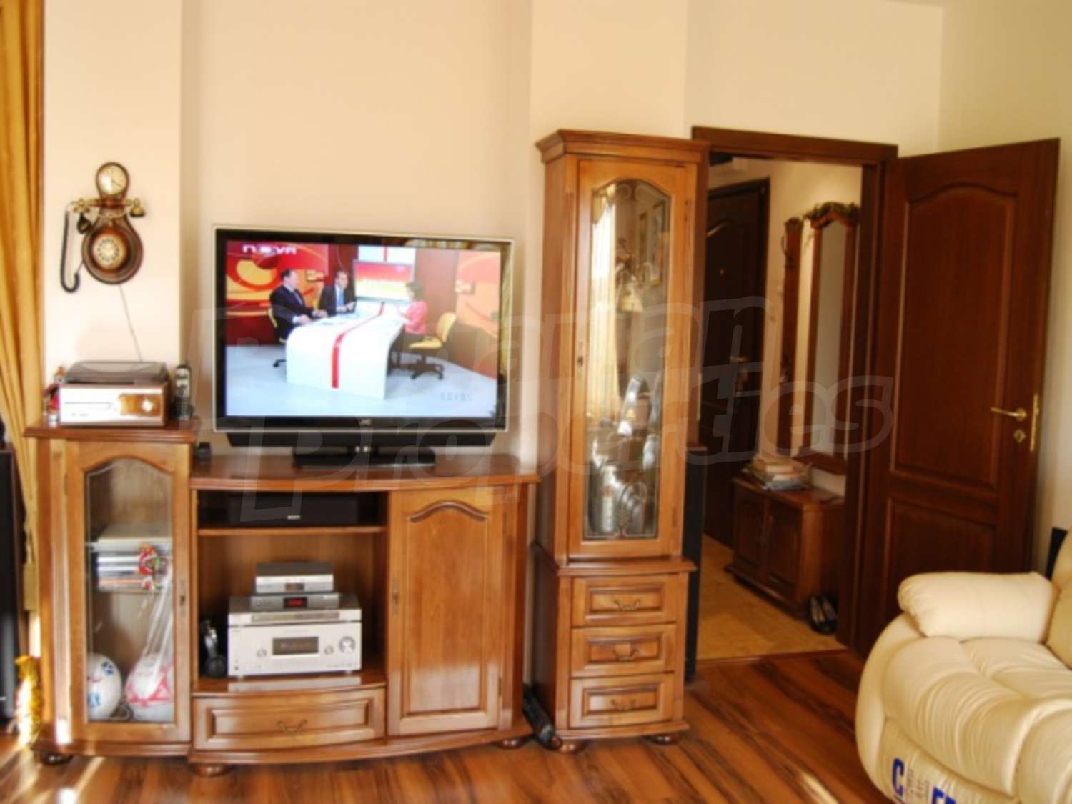Gallery Picture 5