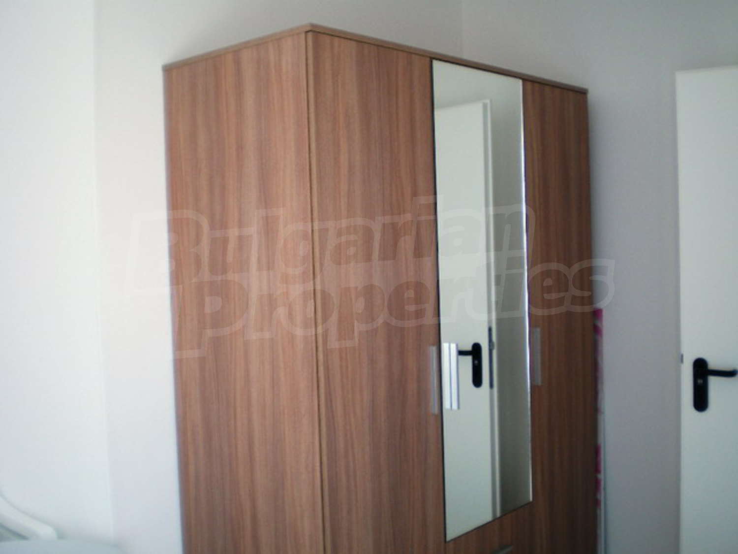 Gallery Picture 19