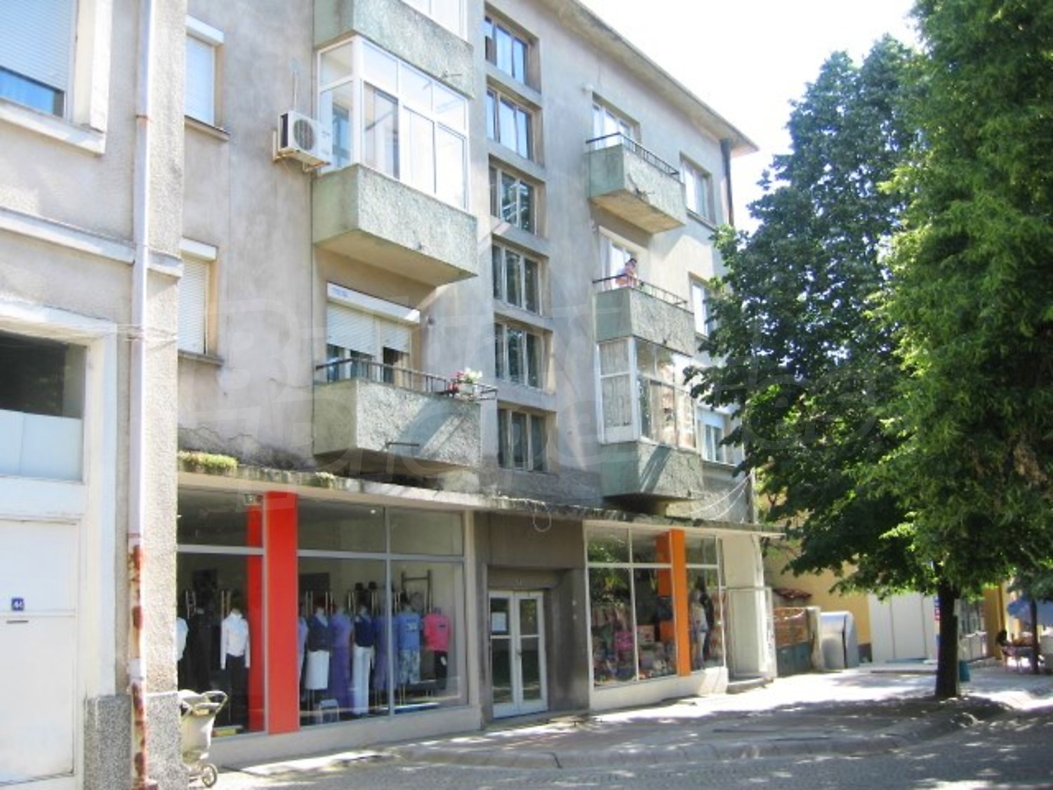 Gallery Picture 2