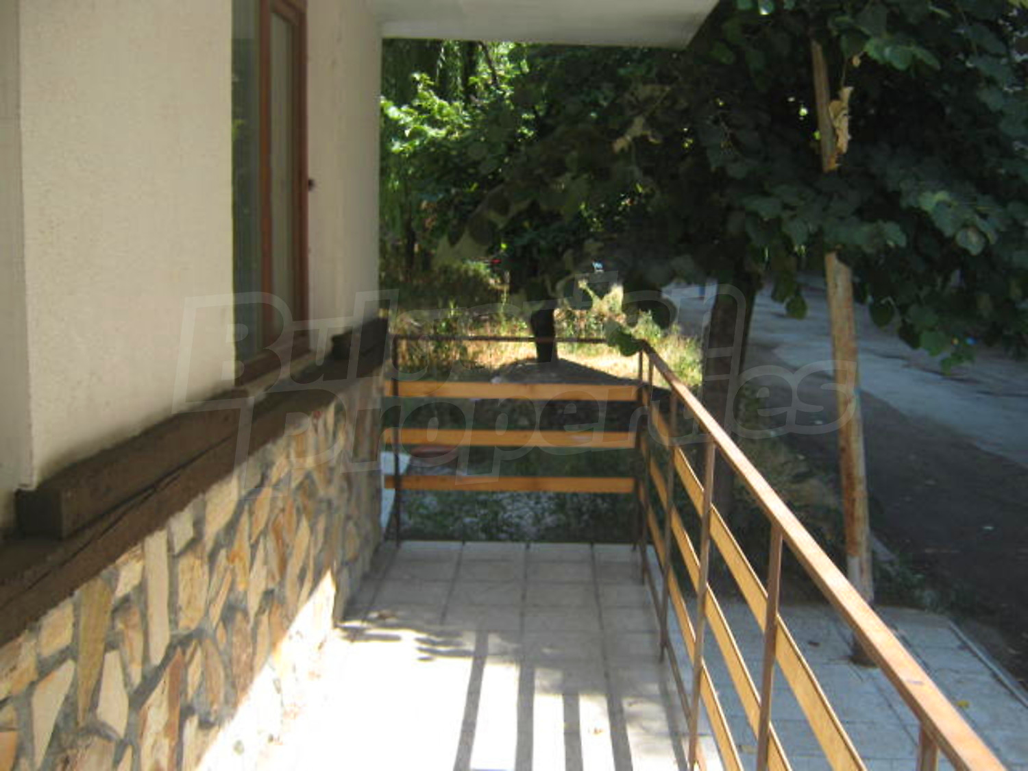 Gallery Picture 13