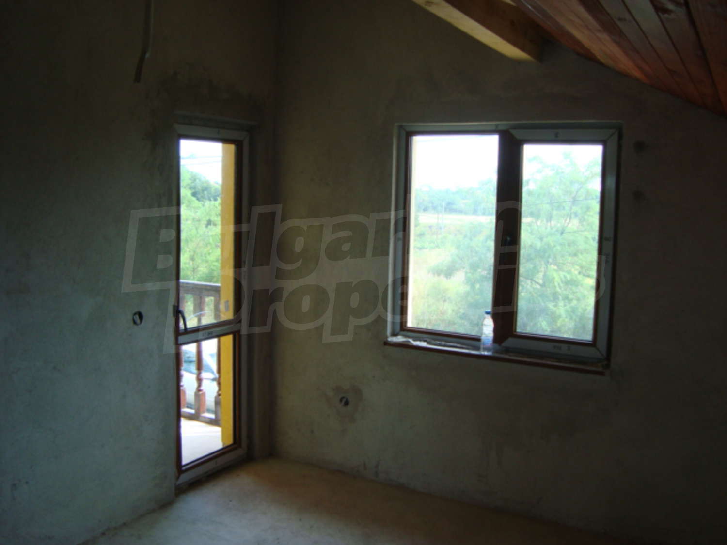 Gallery Picture 10