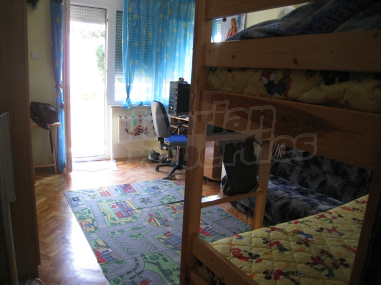 Gallery Picture 12