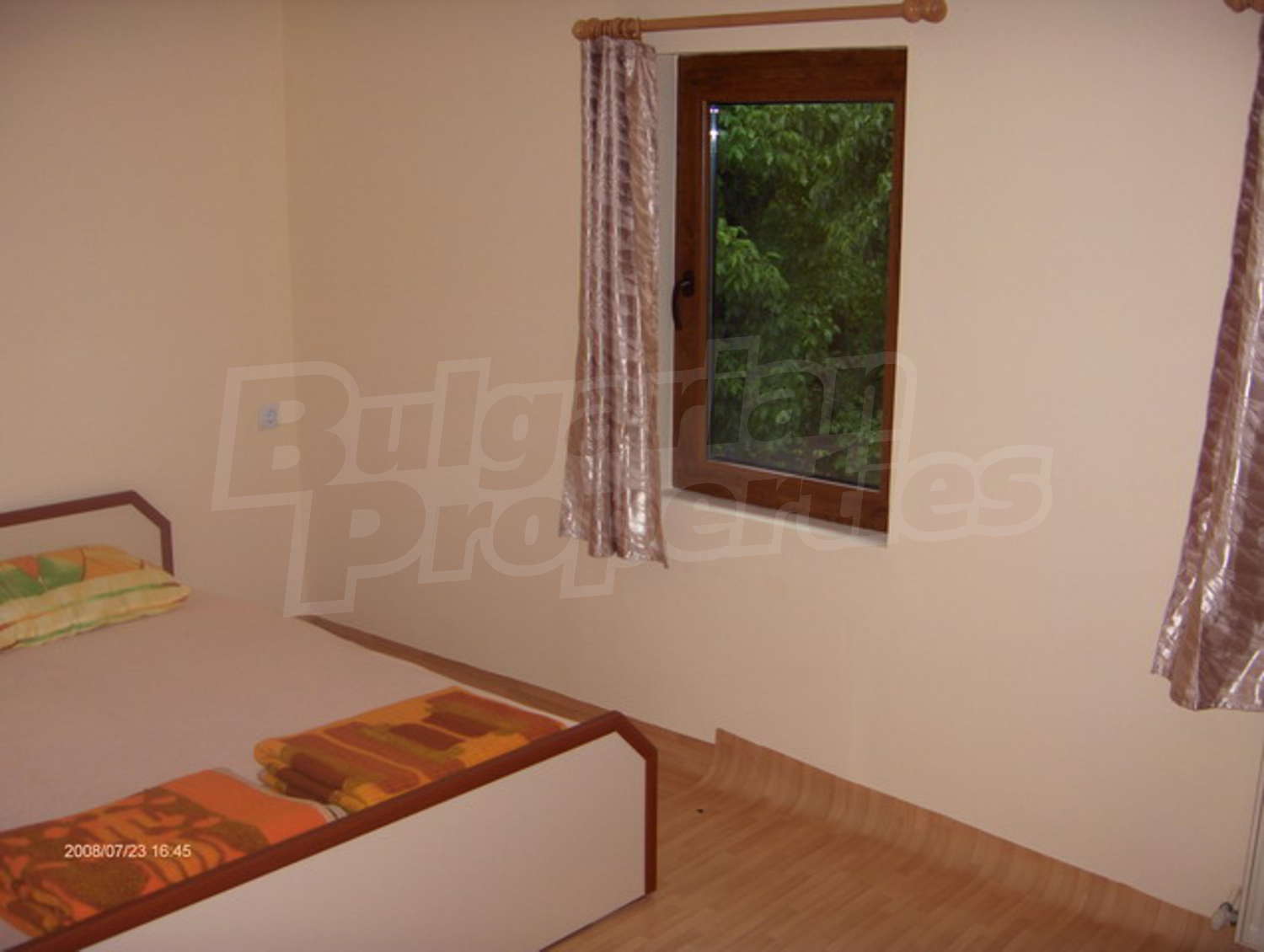 Gallery Picture 5