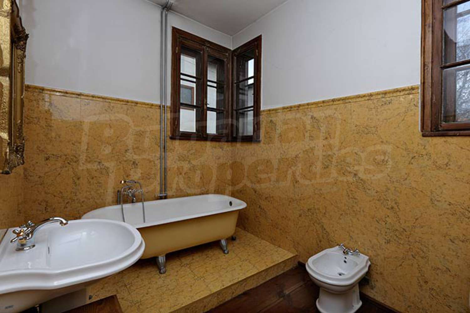 Gallery Picture 18