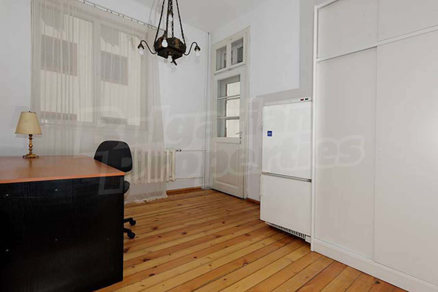 Gallery Picture 8
