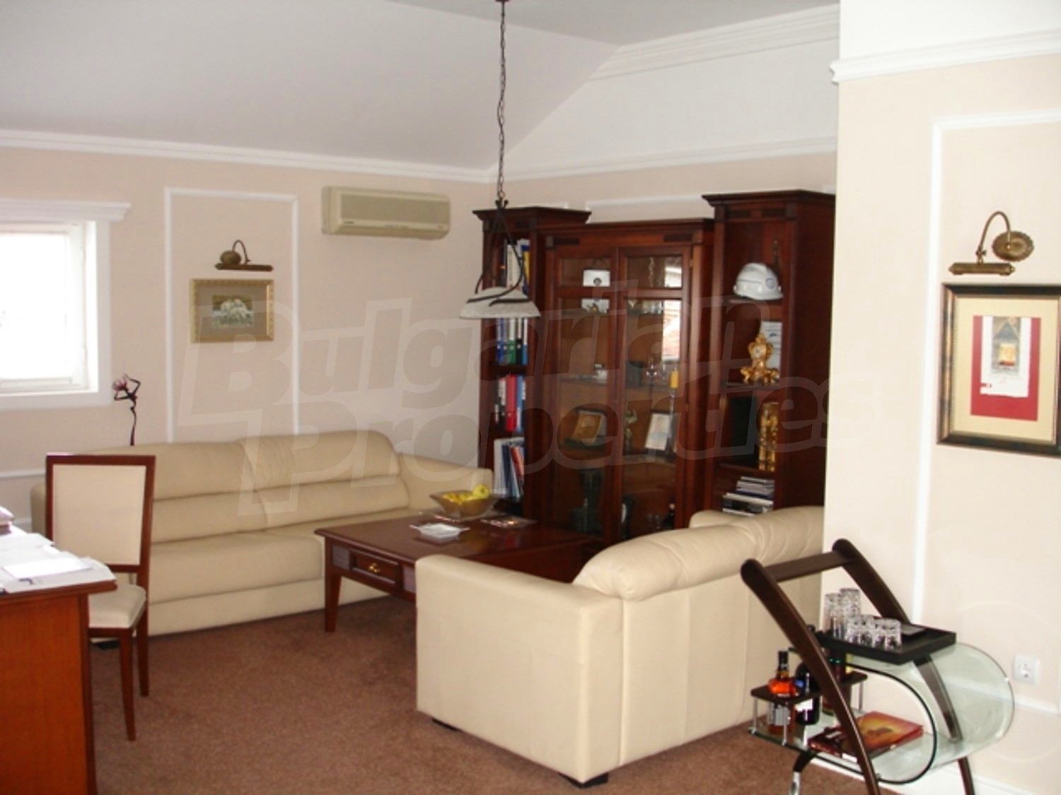 Gallery Picture 12