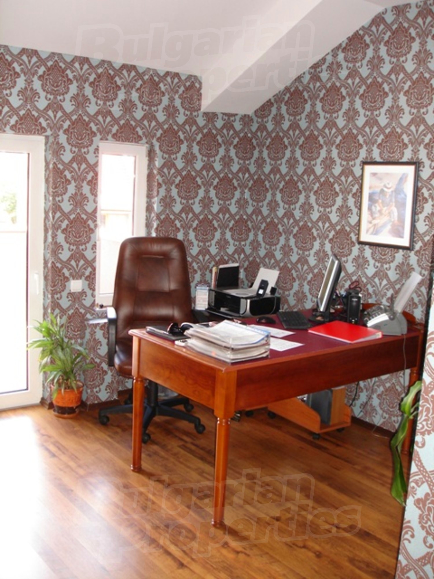 Gallery Picture 15