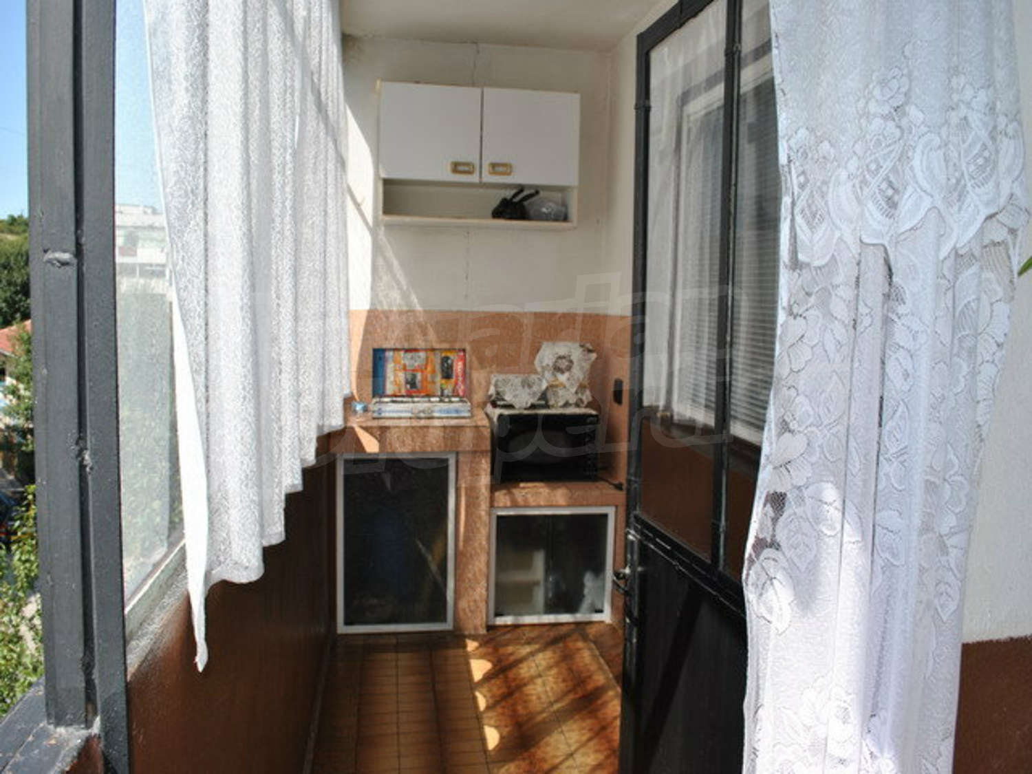 Gallery Picture 16