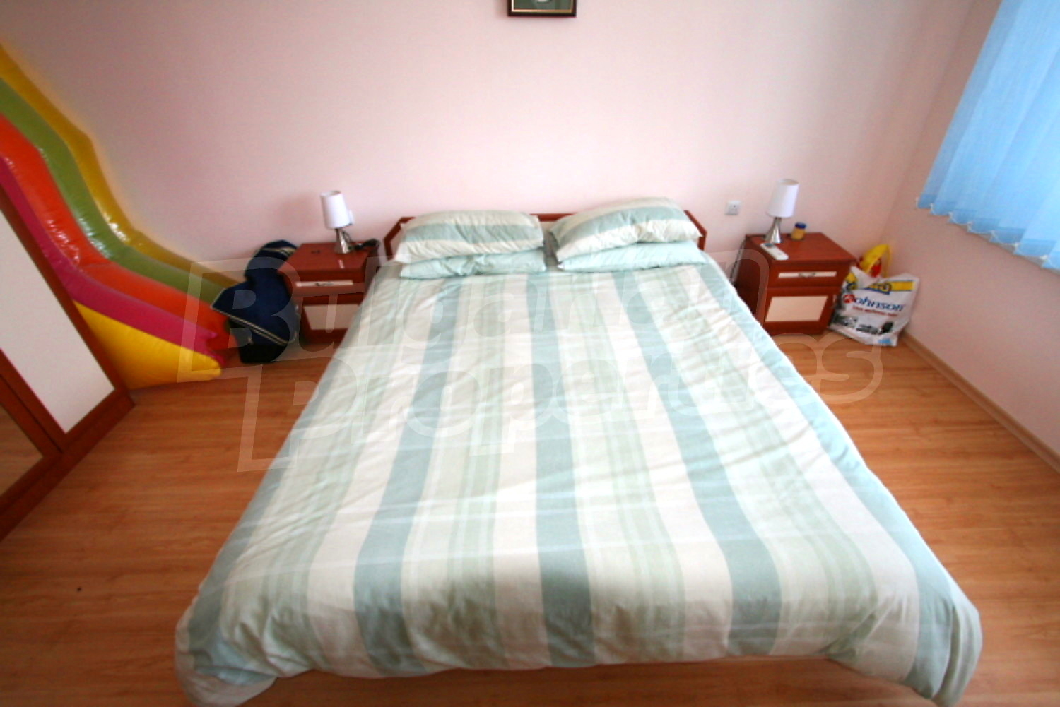 Gallery Picture 11