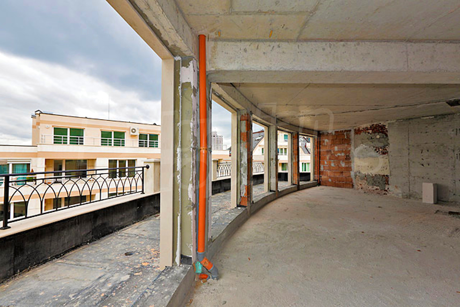 Gallery Picture 6