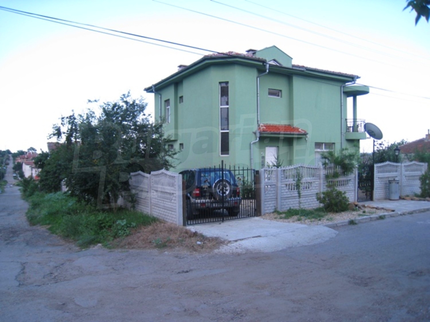 Gallery Picture 5