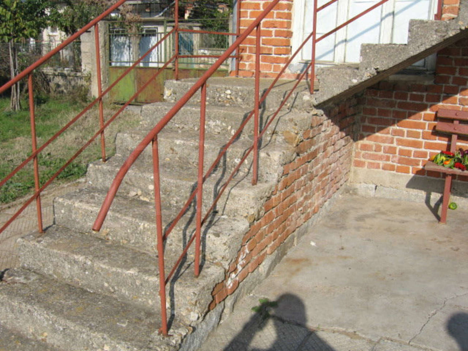 Gallery Picture 10