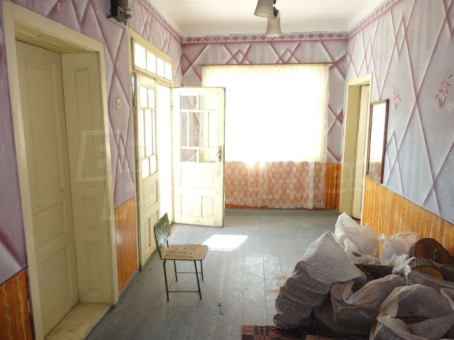 Gallery Picture 13