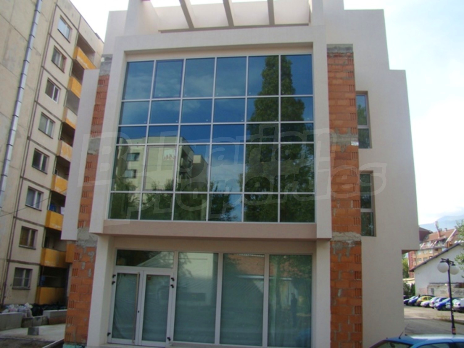 Gallery Picture 4