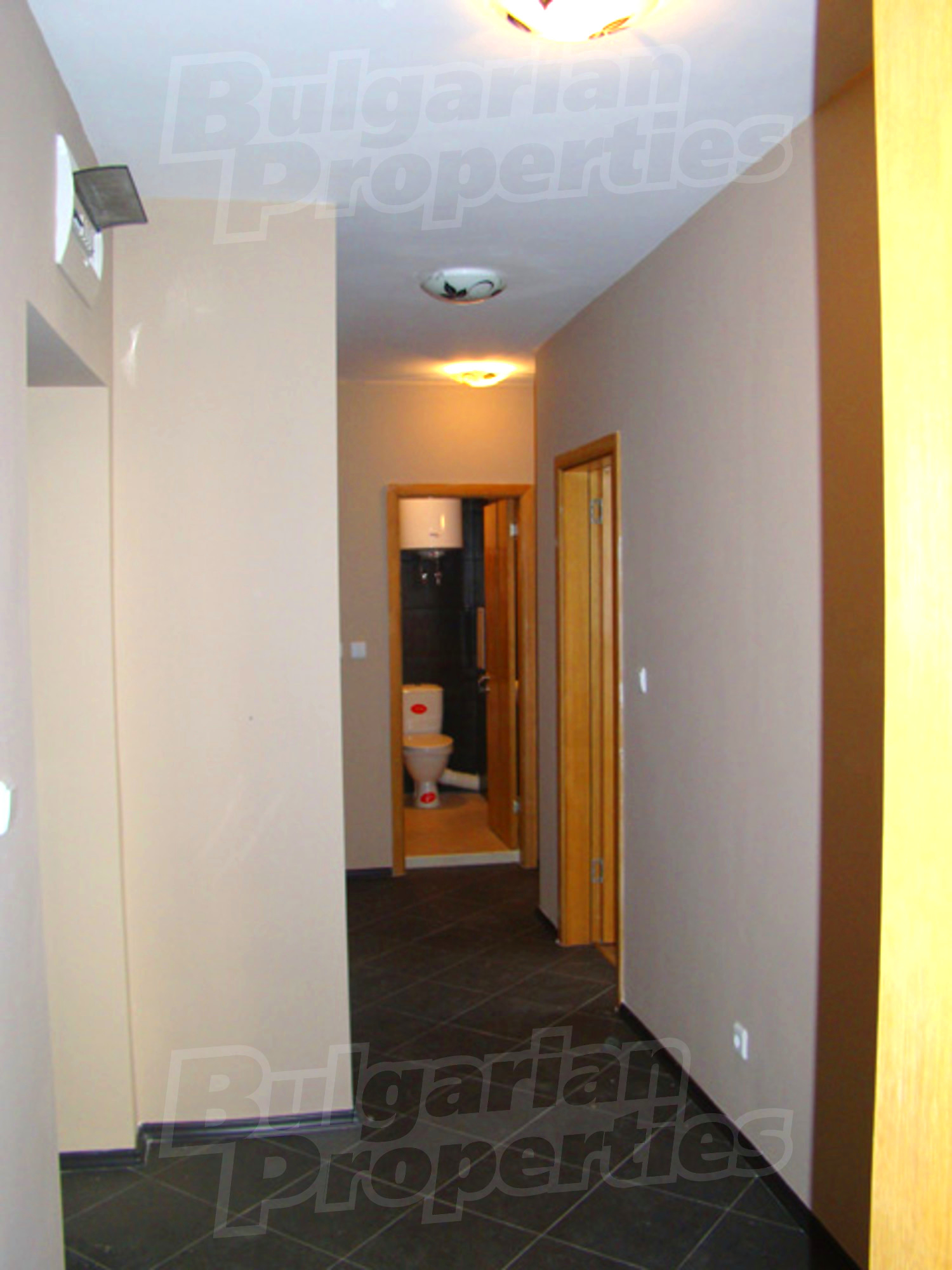 Gallery Picture 9