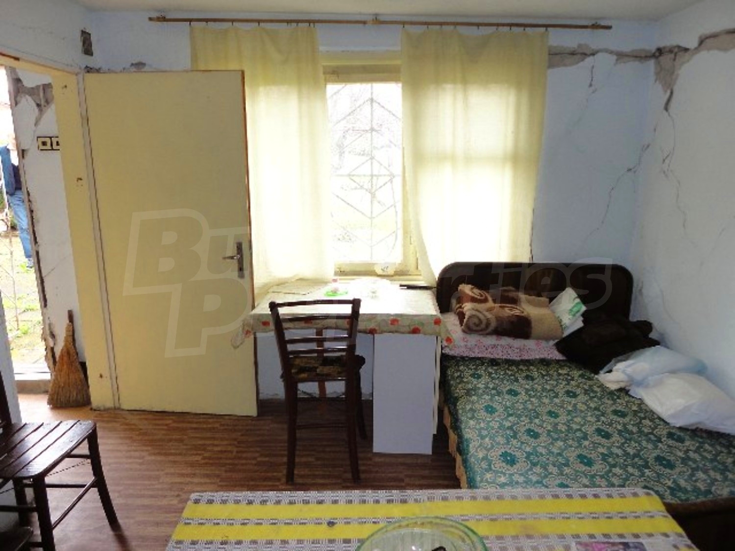 Gallery Picture 16