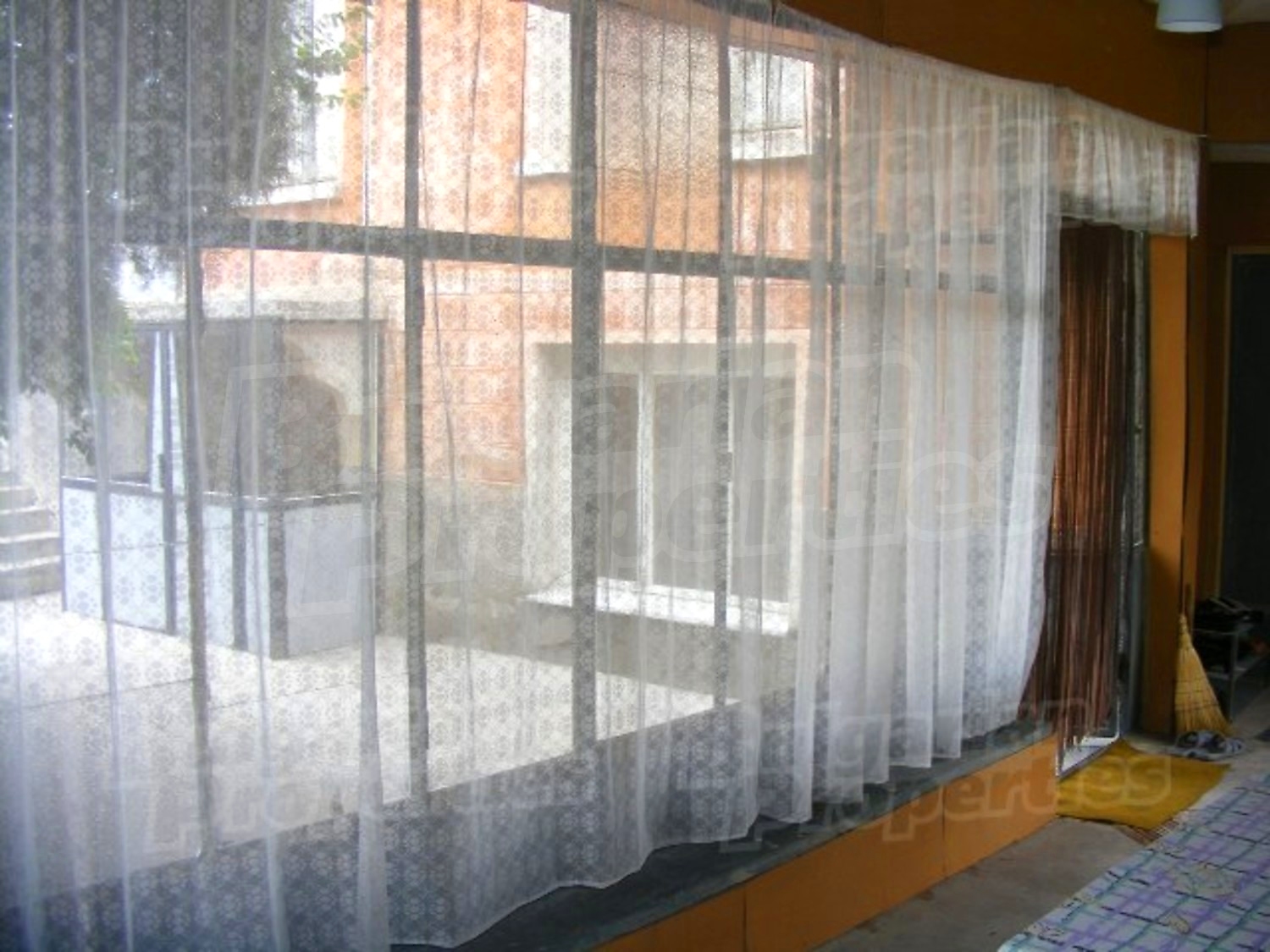 Gallery Picture 28