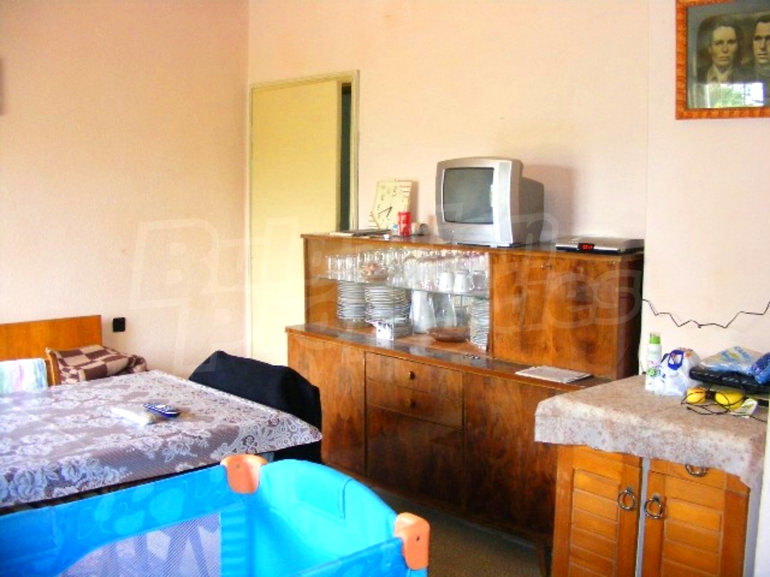 Gallery Picture 12