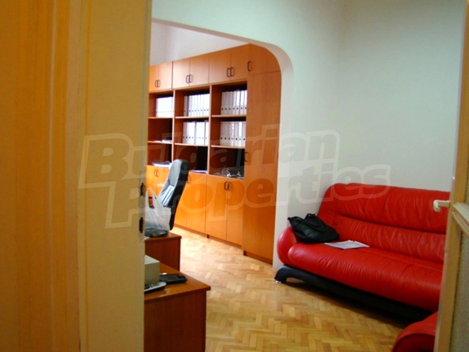 Gallery Picture 9