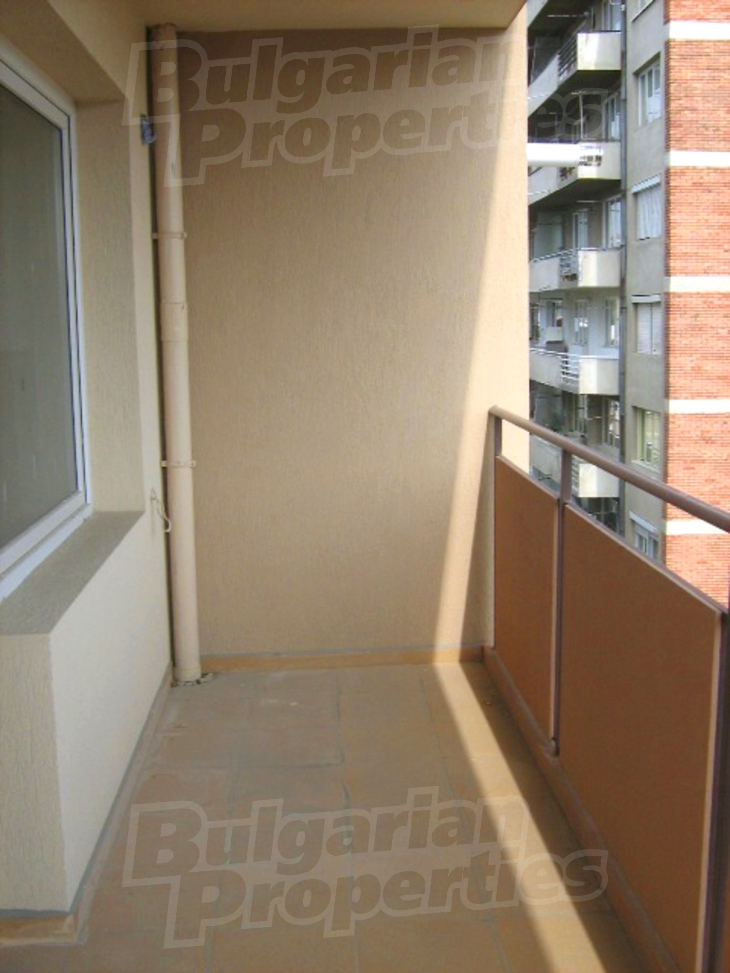 Gallery Picture 10