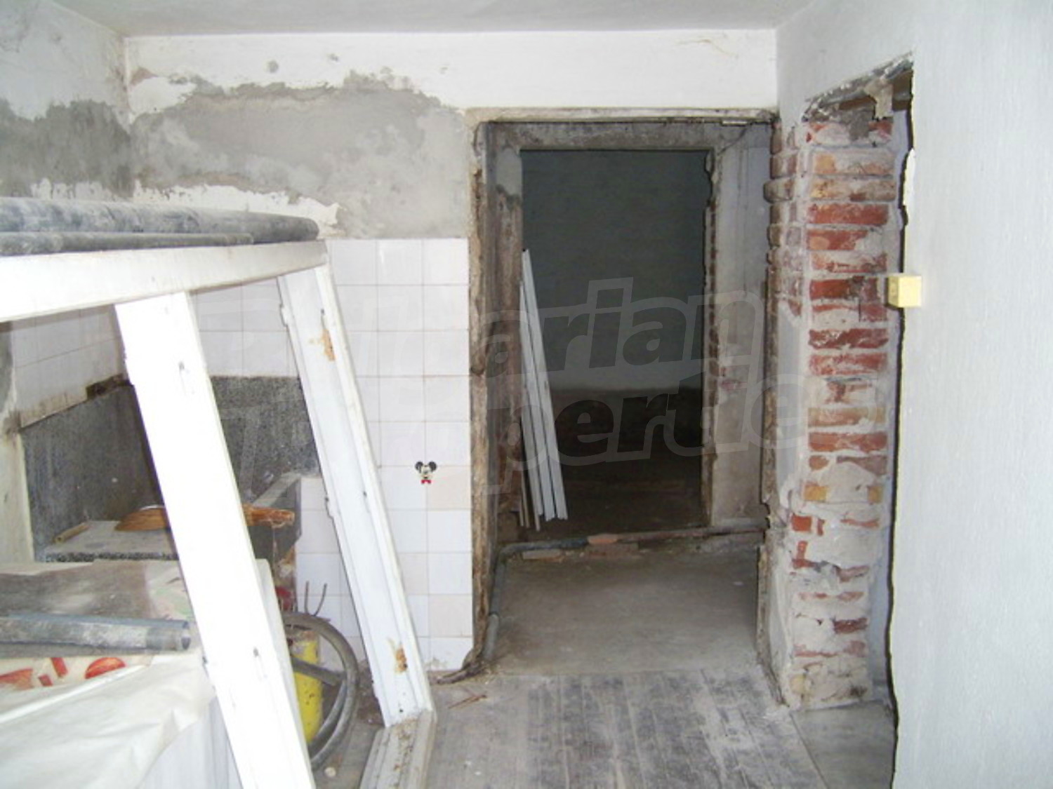 Gallery Picture 10