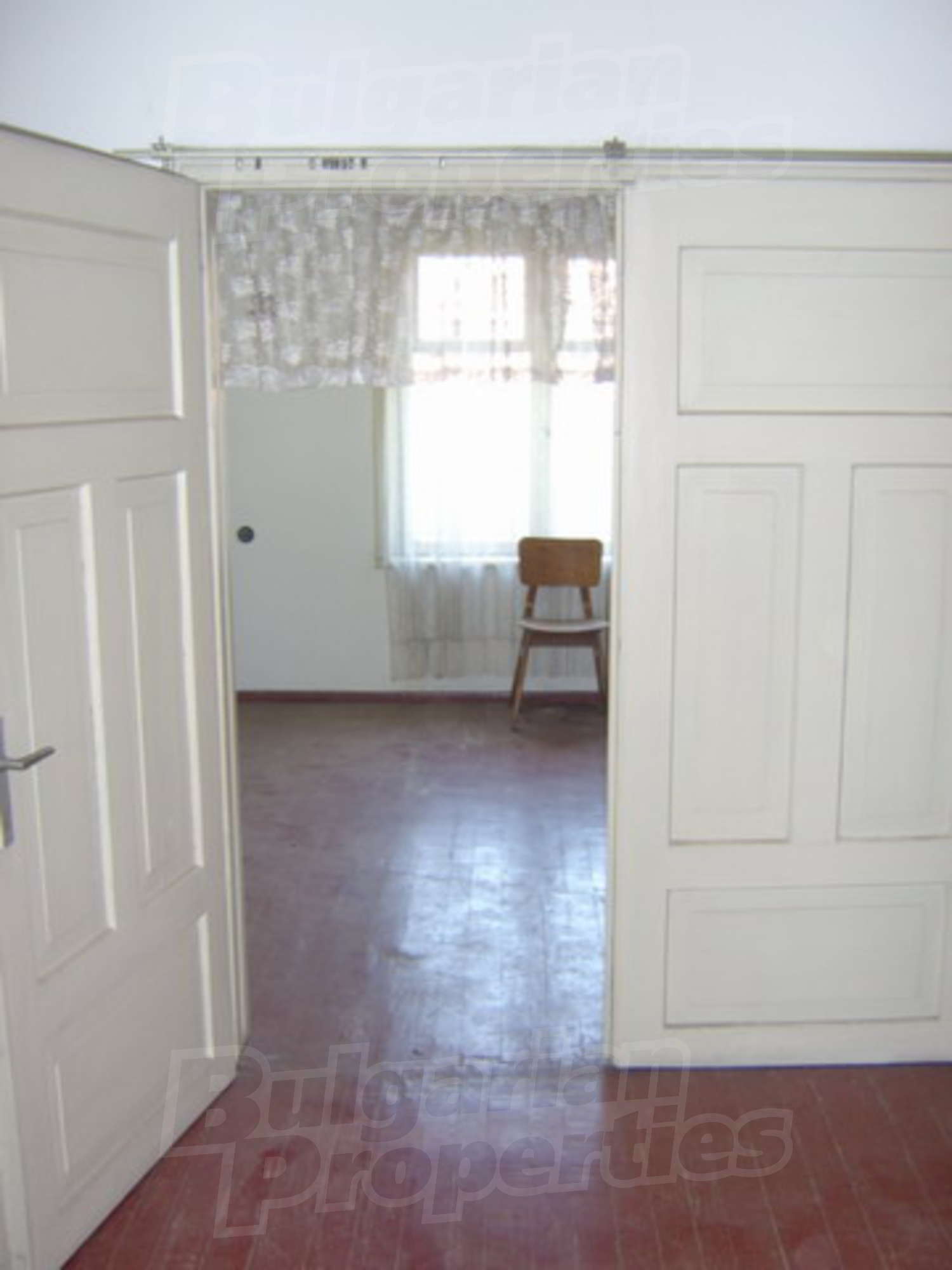 Gallery Picture 6