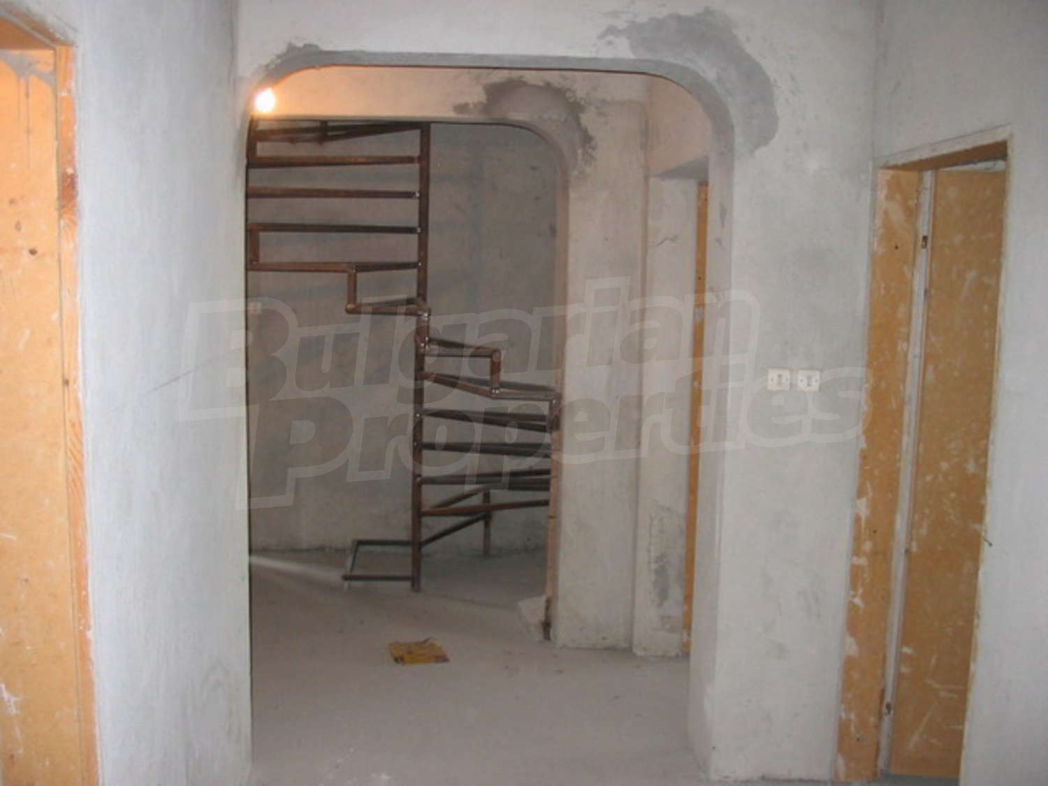 Gallery Picture 2