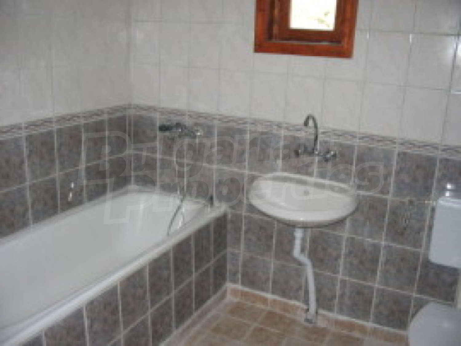 Gallery Picture 9