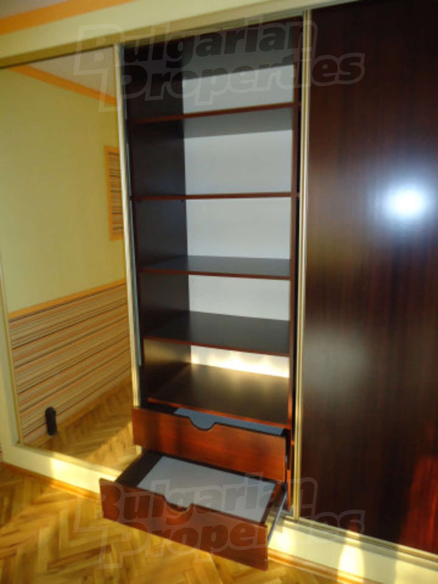 Gallery Picture 11
