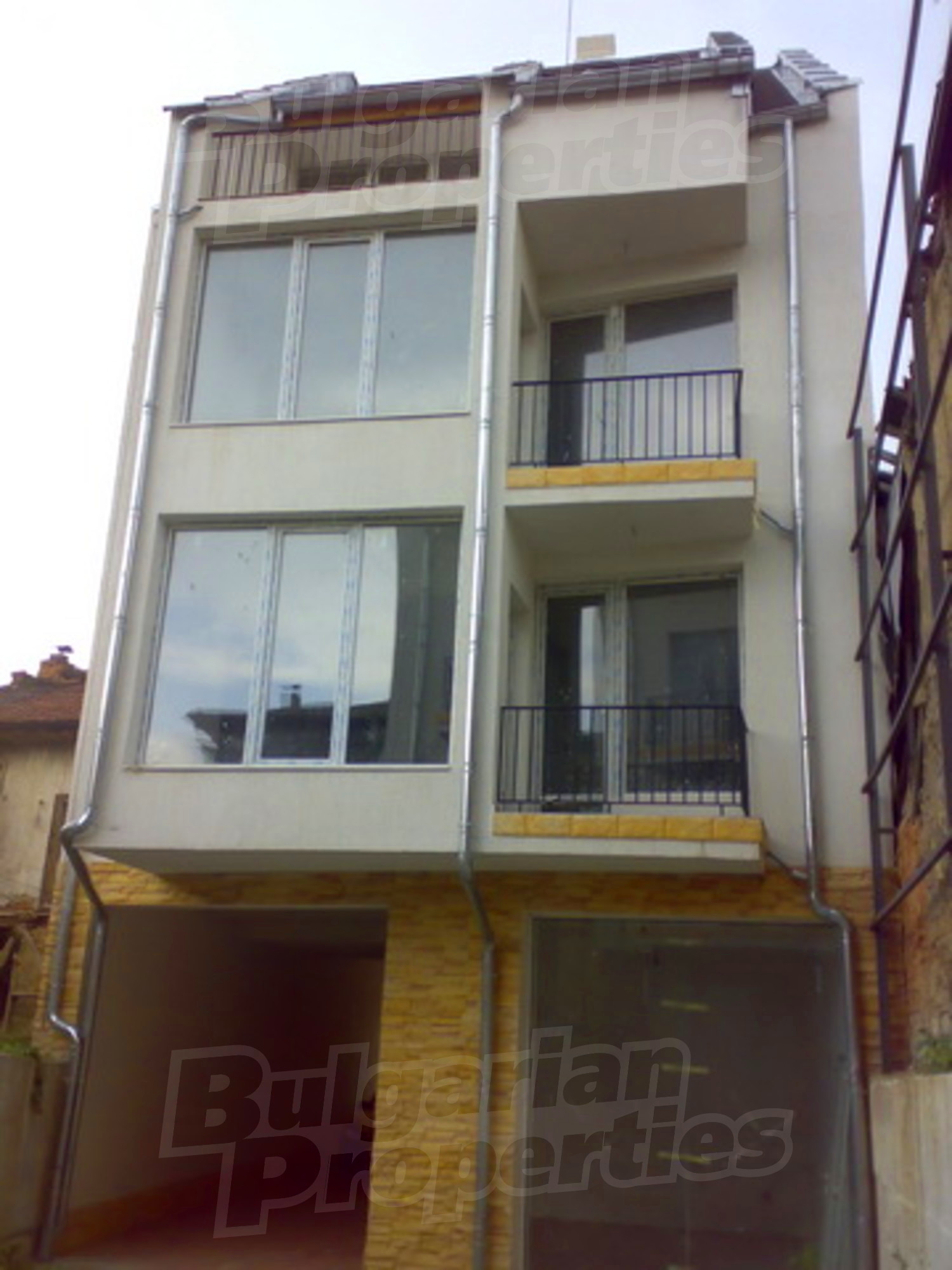Gallery Picture 3