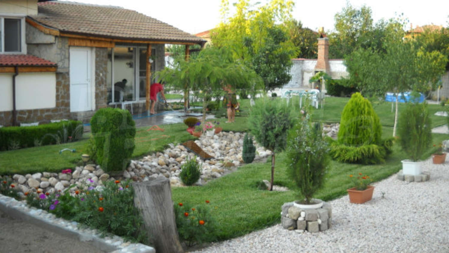 Gallery Picture 17