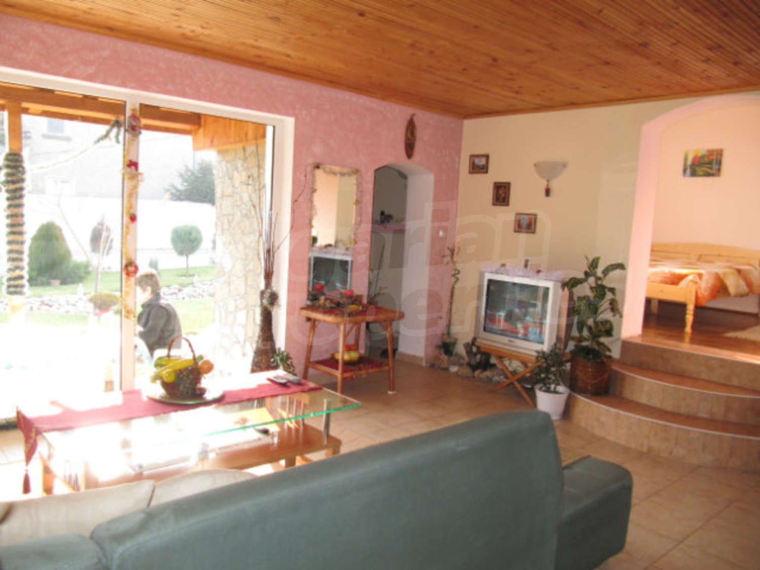Gallery Picture 36