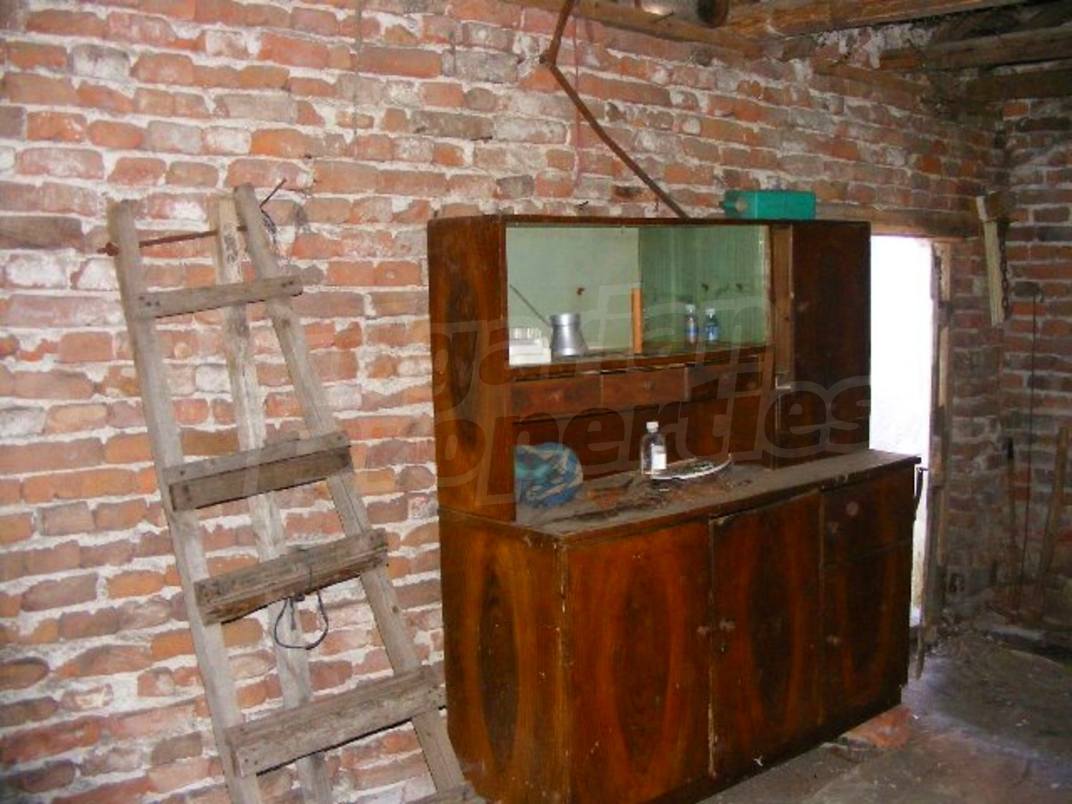 Gallery Picture 30