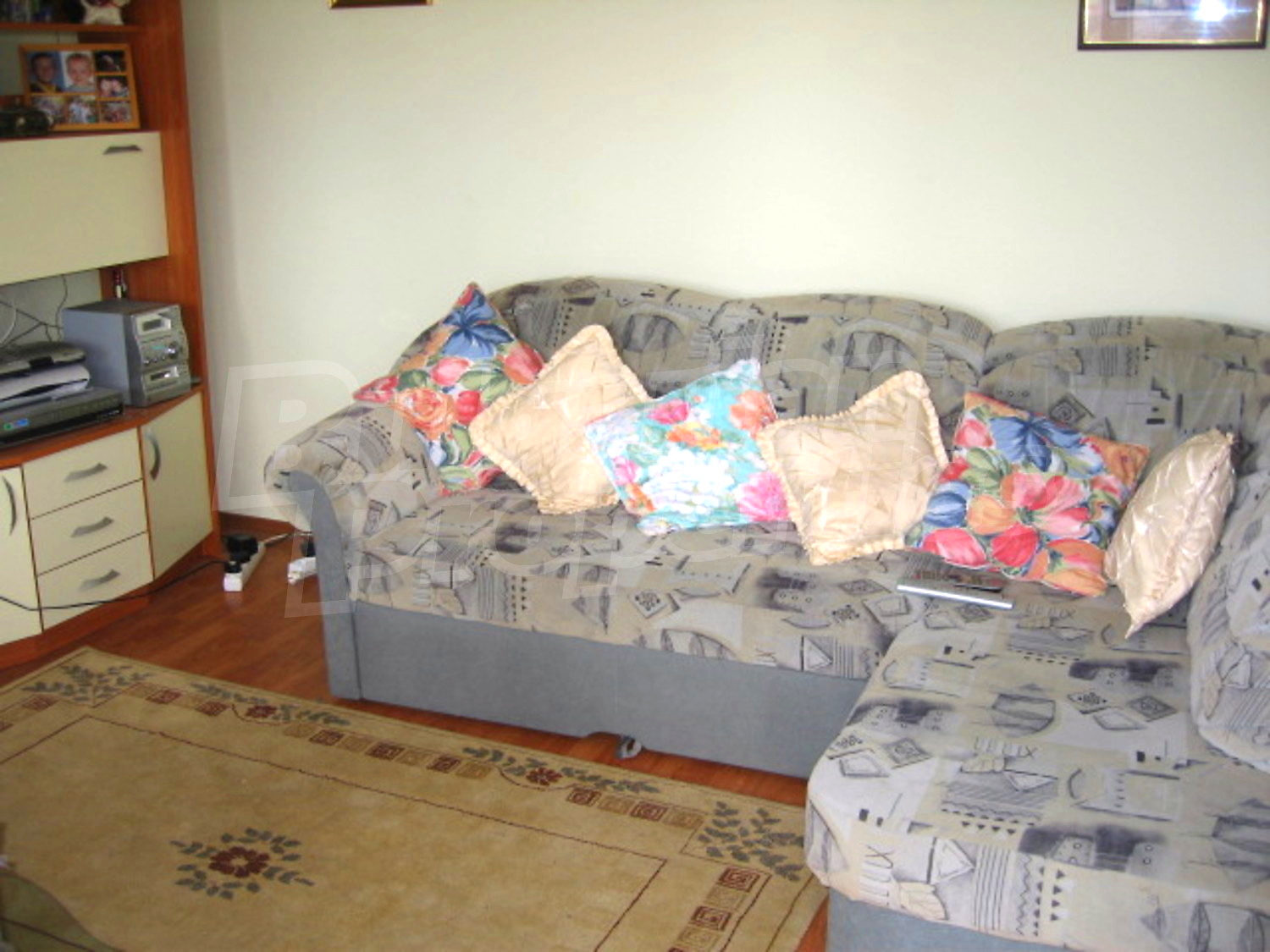 Gallery Picture 9