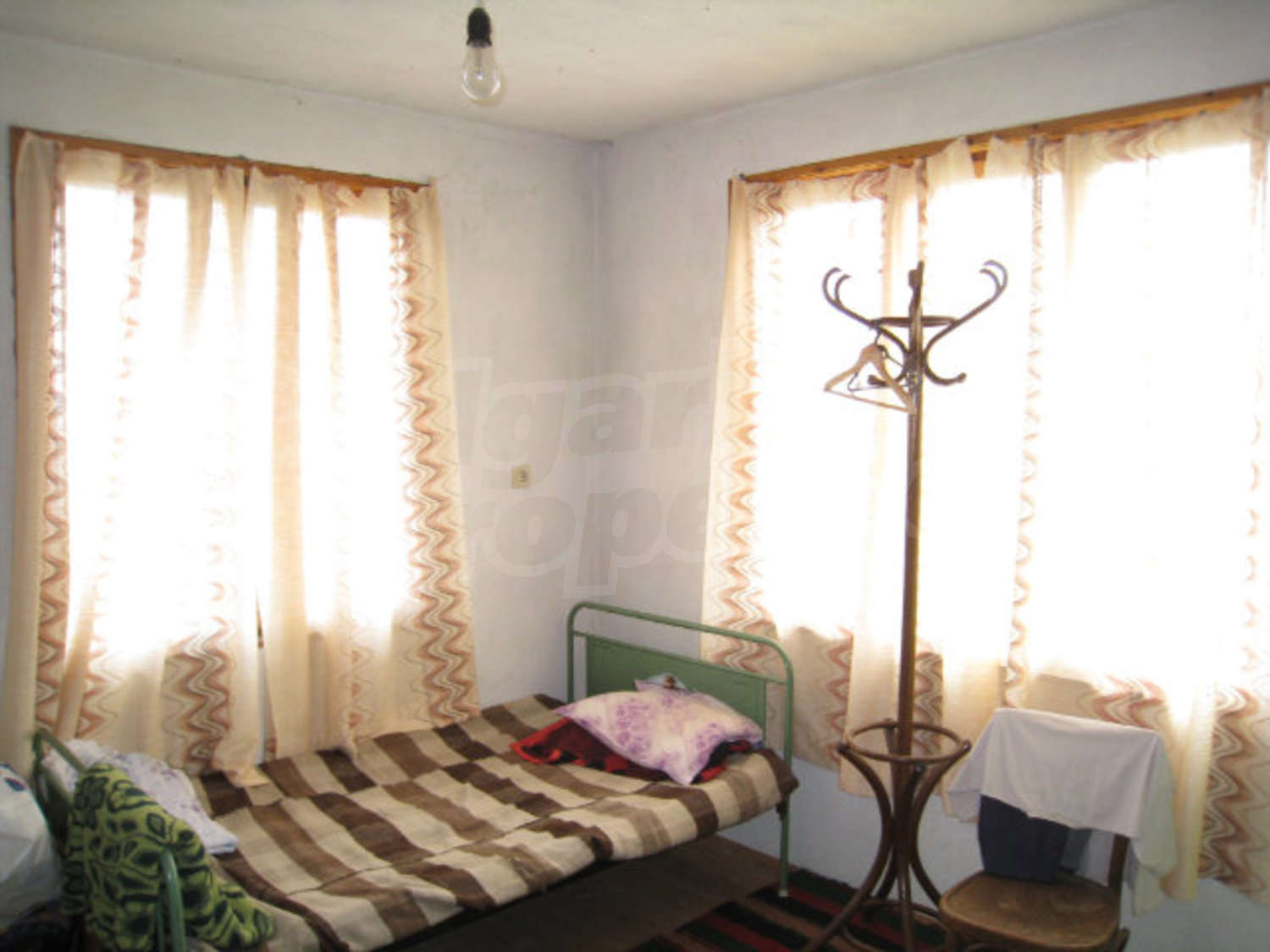 Gallery Picture 23