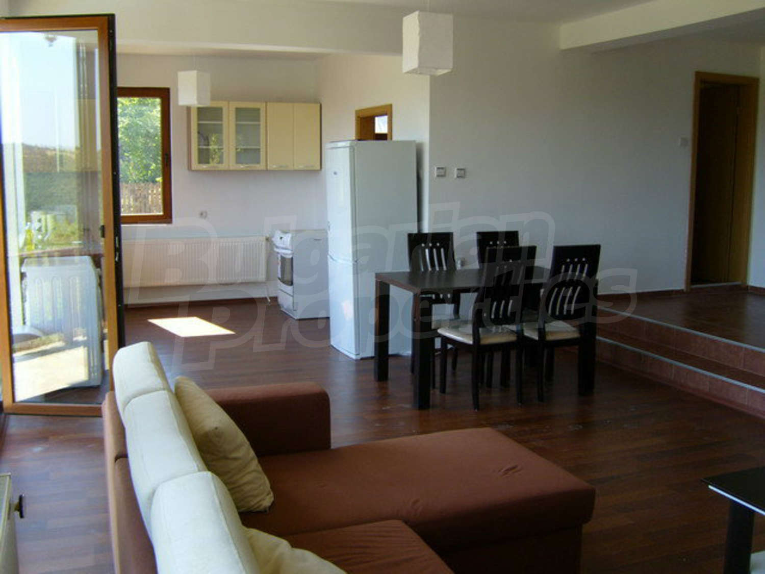 Gallery Picture 13