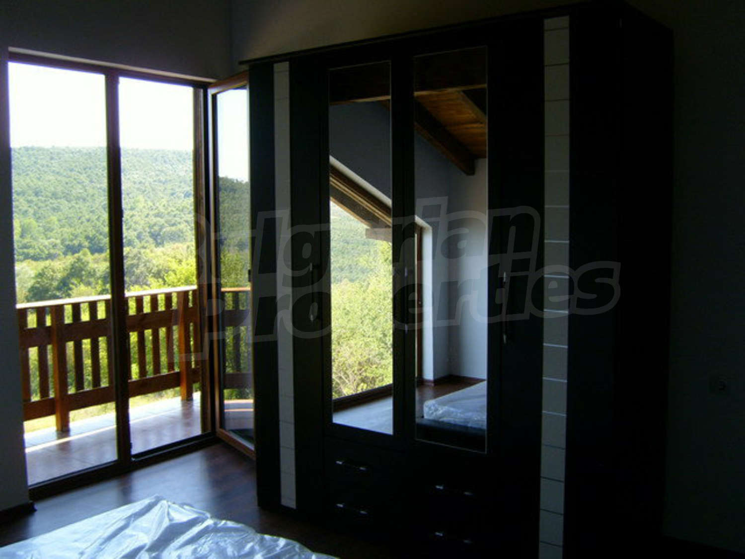 Gallery Picture 54