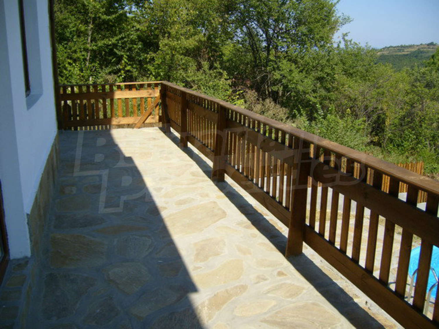 Gallery Picture 8