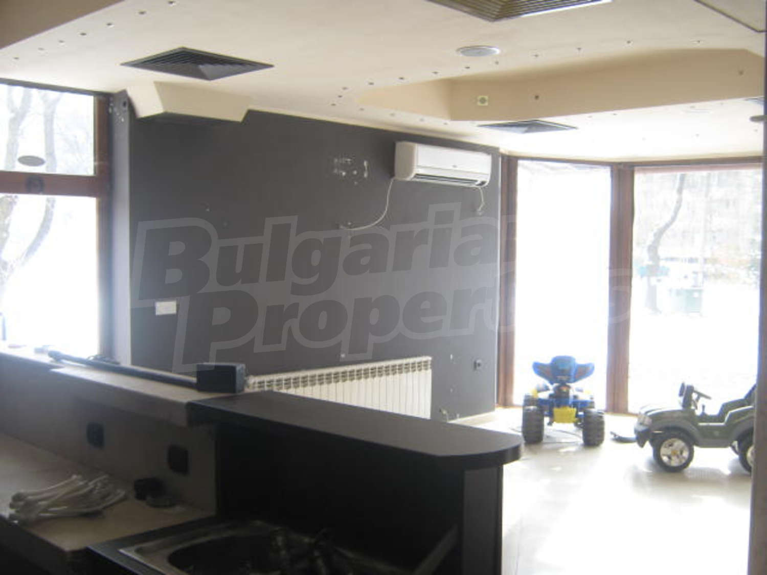 Gallery Picture 5