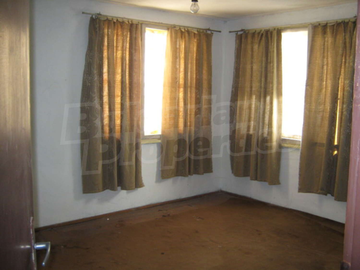 Gallery Picture 6