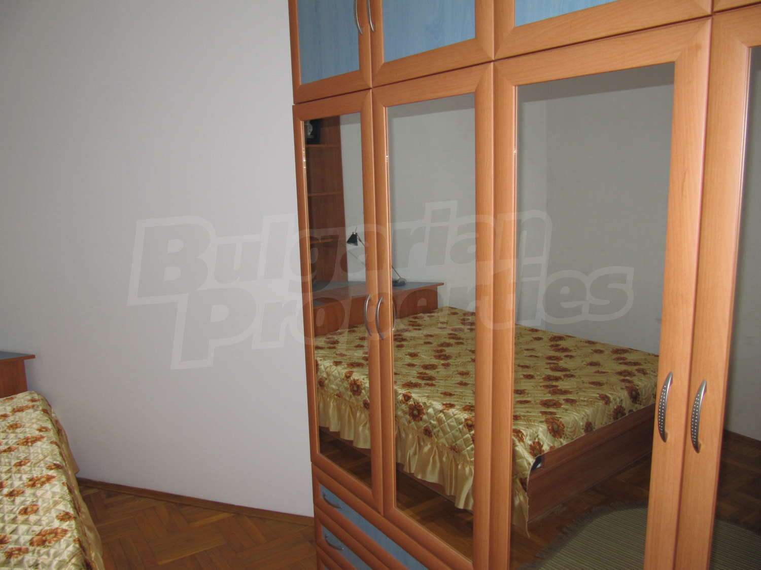 Gallery Picture 8